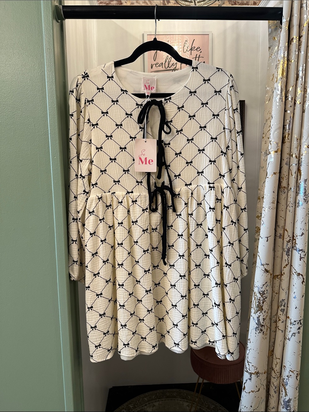 ME Makeover Essentials Ivory and Black Tie-Front Babydoll Tunic